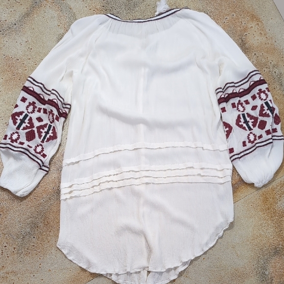 Free People | Saffron Gauze Tunic Lightweight Red and White Embroidered Size L - Picture 9 of 9